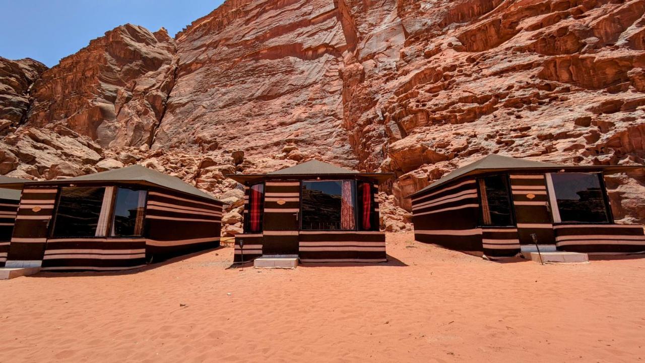 Whydesert Camp & Tours 营地 *